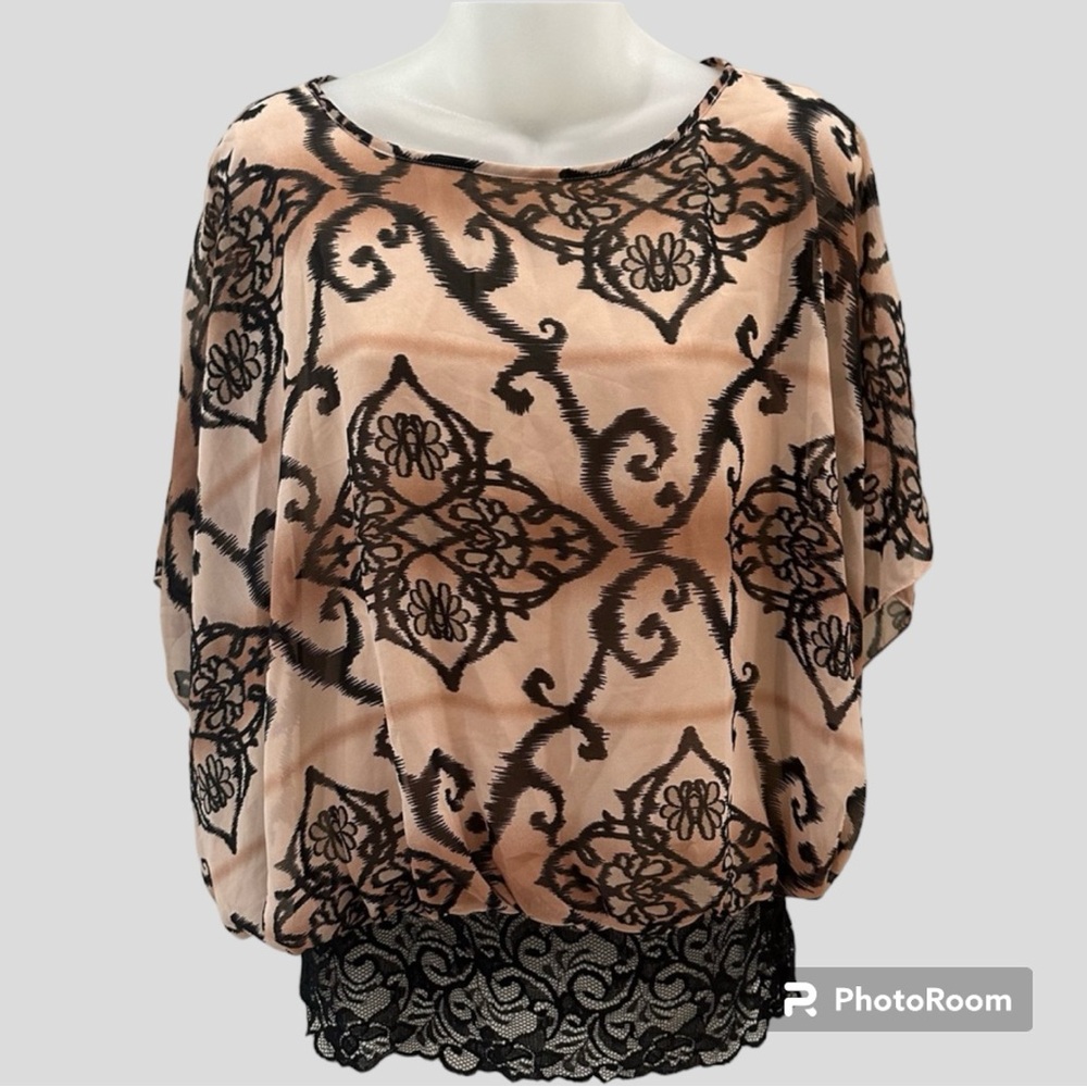 Alfani Batwing Sleeve Top Cream & Black Lace Waistband BOHO Size Medium